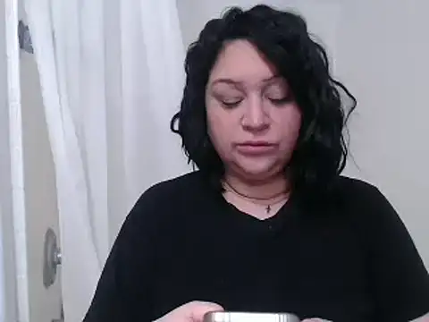 Snapshot of AlyssiaAmoreXO chatting on January 15, 2025, 3:50 pm AlyssiaAmoreXO online show from January 15, 2025, 3:50 pm