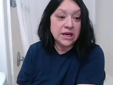 Snapshot of AlyssiaAmoreXO chatting on January 21, 2025, 4:27 pm AlyssiaAmoreXO online show from January 21, 2025, 4:27 pm