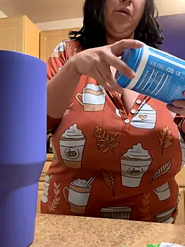 Snapshot of AlyssiaAmoreXO chatting on October 30, 2025, 2:40 pm AlyssiaAmoreXO online show from October 30, 2025, 2:40 pm