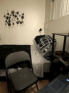 Snapshot of PEGATIVET chatting on October 21, 2025, 9:43 am PEGATIVET online show from October 21, 2025, 9:43 am