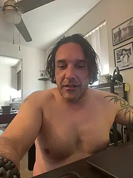 Snapshot of PEGATIVET chatting on February 14, 2026, 10:17 pm PEGATIVET online show from February 14, 2026, 10:17 pm