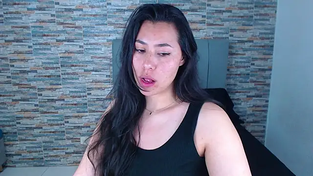 Snapshot of _joy_yva chatting on October 6, 2025, 11:24 pm joy yva online show from October 6, 2025, 11:24 pm