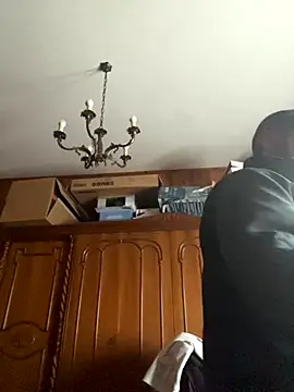 Snapshot of Dikkiduohottt chatting on November 12, 2025, 2:39 pm Dikkiduohottt online show from November 12, 2025, 2:39 pm