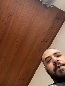 Dikkiduohottt online show from April 16, 2026, 1:01 pm