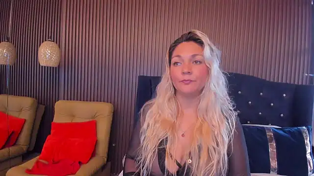 MalorySweet online show from May 29, 2026, 12:36 pm