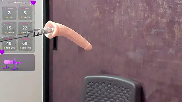 Snapshot of doll_bella_ chatting on February 8, 2025, 7:59 pm doll bella online show from February 8, 2025, 7:59 pm