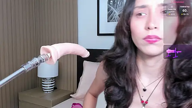 Snapshot of doll_bella_ chatting on November 11, 2025, 7:58 pm doll bella online show from November 11, 2025, 7:58 pm