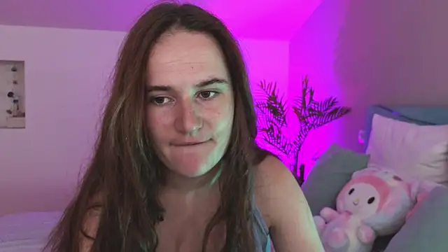 Snapshot of L1ittle_kitty_ chatting on July 30, 2026, 6:01 am L1ittle kitty online show from July 30, 2026, 6:01 am