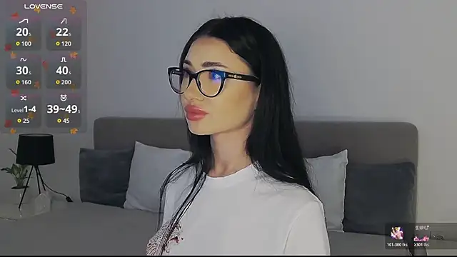 AllisonSky online show from November 2, 2025, 12:29 pm