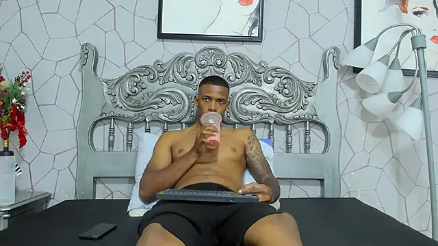 jackmacson online show from January 3, 2025, 10:40 pm