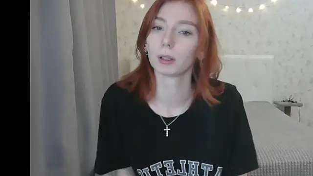 Snapshot of KateBunny chatting on January 3, 2025, 5:53 pm KateBunny online show from January 3, 2025, 5:53 pm