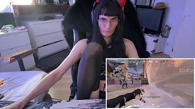 CeriseLapine online show from October 21, 2025, 11:05 pm