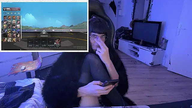 CeriseLapine online show from October 28, 2025, 11:29 pm