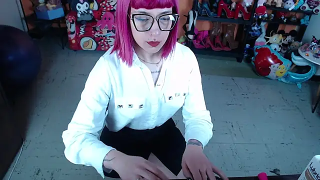 MissMiia2 online show from January 11, 2026, 2:44 pm