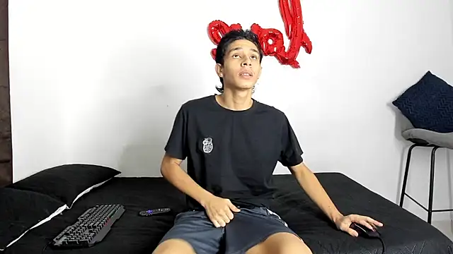 evanscollins online show from October 18, 2025, 8:09 pm