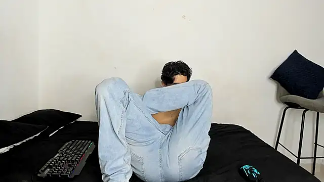 evanscollins online show from December 19, 2025, 9:44 pm