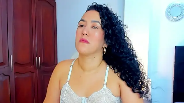 kathyajhonss online show from January 17, 2025, 11:18 pm