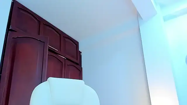 kathyajhonss online show from January 27, 2025, 12:01 am