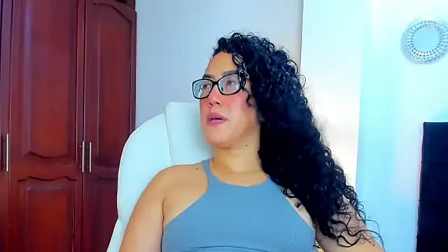 kathyajhonss online show from January 28, 2025, 9:29 pm