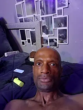 dreski86 online show from October 30, 2025, 12:28 pm