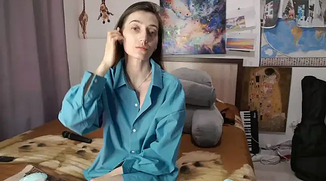 Iren online show from March 3, 2025, 6:01 pm