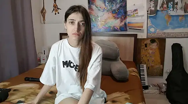 Iren online show from March 6, 2025, 7:43 pm