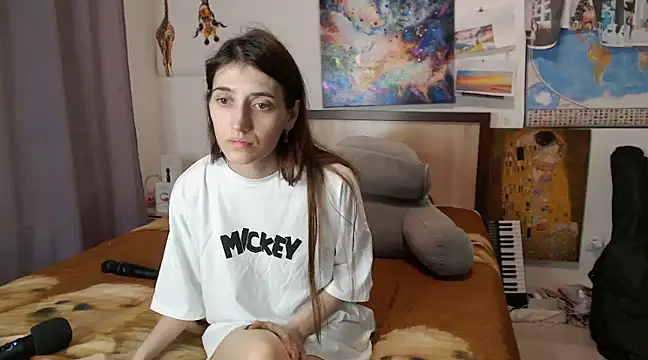 Iren online show from March 7, 2025, 2:04 am