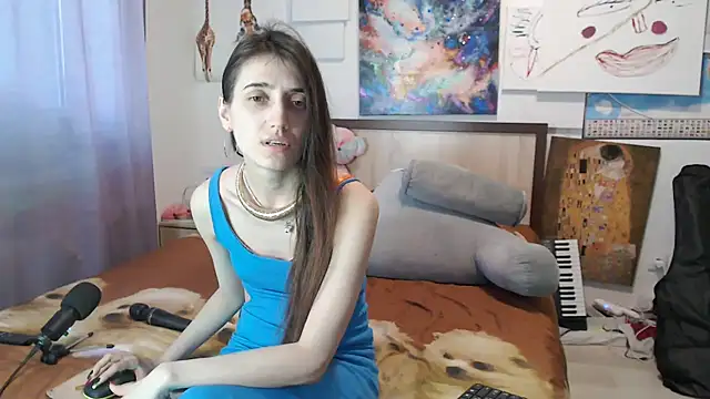 Iren online show from March 22, 2025, 3:53 pm