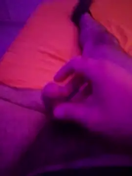 Snapshot of Argento14 chatting on October 28, 2025, 5:11 am Argento14 online show from October 28, 2025, 5:11 am