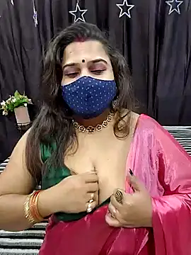 Snapshot of AzadPanchi2024 chatting on January 5, 2025, 10:53 am AzadPanchi2024 online show from January 5, 2025, 10:53 am