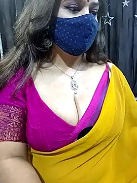 Snapshot of AzadPanchi2024 chatting on March 4, 2025, 11:00 pm AzadPanchi2024 online show from March 4, 2025, 11:00 pm