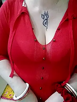 Snapshot of Raja_Ranii chatting on December 14, 2024, 8:56 am Raja Ranii online show from December 14, 2024, 8:56 am