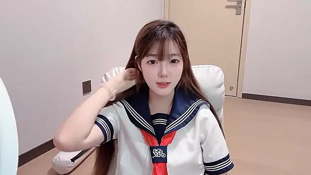 Snapshot of Fairy-06 chatting on November 5, 2025, 1:55 pm Fairy-06 online show from November 5, 2025, 1:55 pm