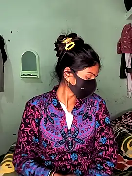 Snapshot of cute_simmy0 chatting on January 1, 2025, 5:00 pm cute simmy0 online show from January 1, 2025, 5:00 pm