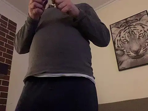 Snapshot of mesetti chatting on January 13, 2025, 7:21 pm mesetti online show from January 13, 2025, 7:21 pm