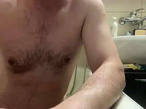 Snapshot of mesetti chatting on February 7, 2025, 4:46 pm mesetti online show from February 7, 2025, 4:46 pm