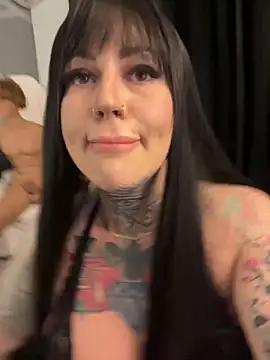 krysstal003 online show from March 5, 2026, 8:16 pm