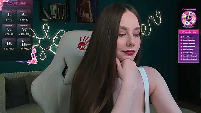 katie taylorr online show from August 3, 2026, 11:08 pm