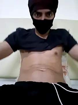 Snapshot of MorenoJohn chatting on December 10, 2024, 5:28 am MorenoJohn online show from December 10, 2024, 5:28 am