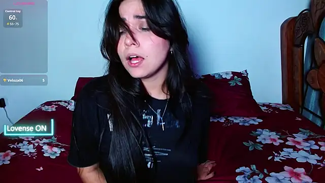 Lune Claire online show from January 13, 2026, 1:00 am