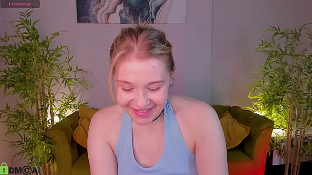 Snapshot of Colleen_Blake chatting on June 10, 2026, 5:12 pm Colleen Blake online show from June 10, 2026, 5:12 pm