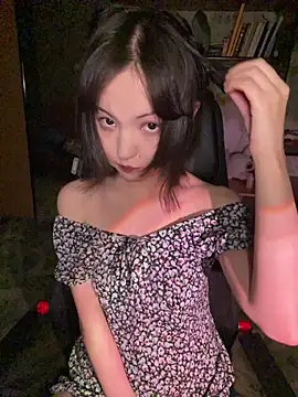 Snapshot of lalallalalaa- chatting on February 25, 2026, 2:59 pm lalallalalaa- online show from February 25, 2026, 2:59 pm