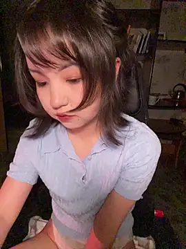 Snapshot of lalallalalaa- chatting on March 8, 2026, 1:59 pm lalallalalaa- online show from March 8, 2026, 1:59 pm