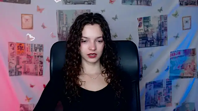  SusieSu  online show from May 31, 2026, 6:21 am
