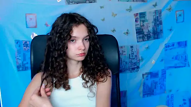  SusieSu  online show from July 6, 2026, 3:36 pm