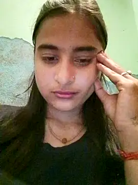 Snapshot of Cute-Nilam chatting on February 20, 2025, 5:29 pm Cute-Nilam online show from February 20, 2025, 5:29 pm