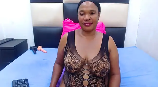 LICKABLEASSxxxx online show from March 6, 2025, 11:31 pm