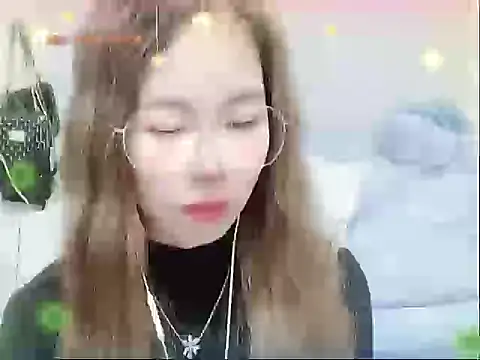 miumiu822 online show from December 29, 2024, 2:00 pm