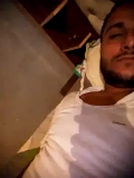 Snapshot of Famepunjabi@xh chatting on October 25, 2025, 3:40 pm Famepunjabixh online show from October 25, 2025, 3:40 pm