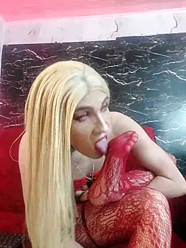 crislingery dolli online show from February 27, 2026, 11:54 am